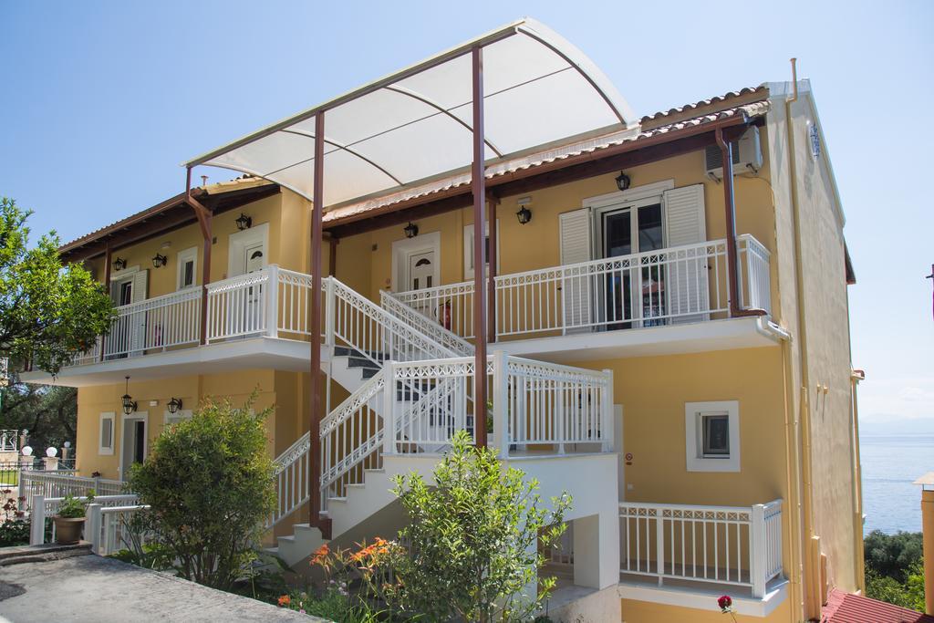Brentanos Apartments - A - View Of Paradise Gastouri  Ngoại thất bức ảnh